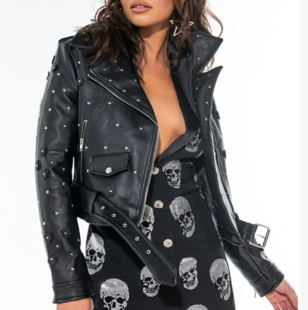 NWOT AZALEA WANG ANWAR BLACK FLOWER MOTO STUDDED JACKET SIZE S - Picture 15 of 16